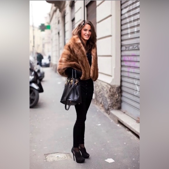 Bon Marche Jackets & Blazers - Vintage 1950’s Bon Marche Brown Fur Stole NO OFFER FINAL PRICE!